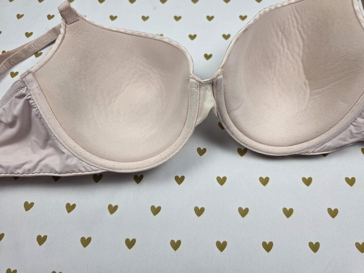 Victorias Secret Satin Stripe T Shirt Lightly LIned Bra Demi Balconette 36C