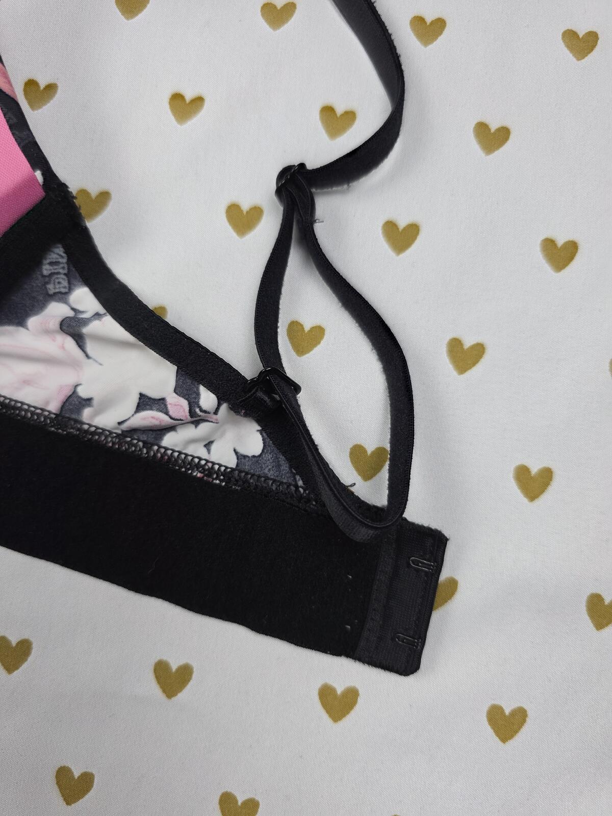 Victorias Secret PINK Floral wireless Wear Everywhere Bra 32C