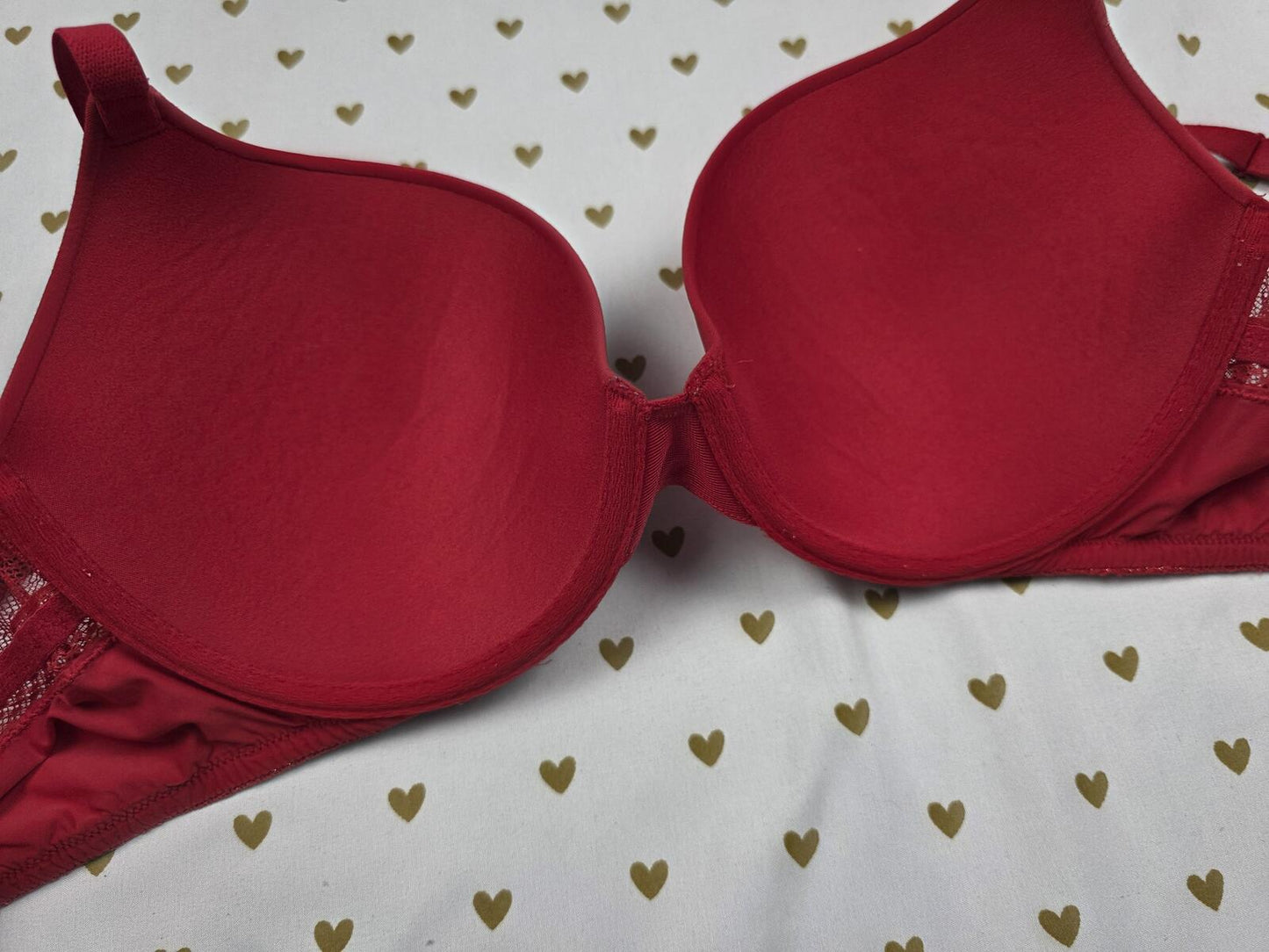 Victorias Secret Red T Shirt Push Up full Coverage Bra 34D
