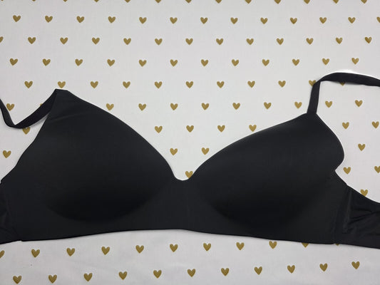 Victorias Secret Black Wireless NO WIRE T shirt lightly Lined Bra 36D