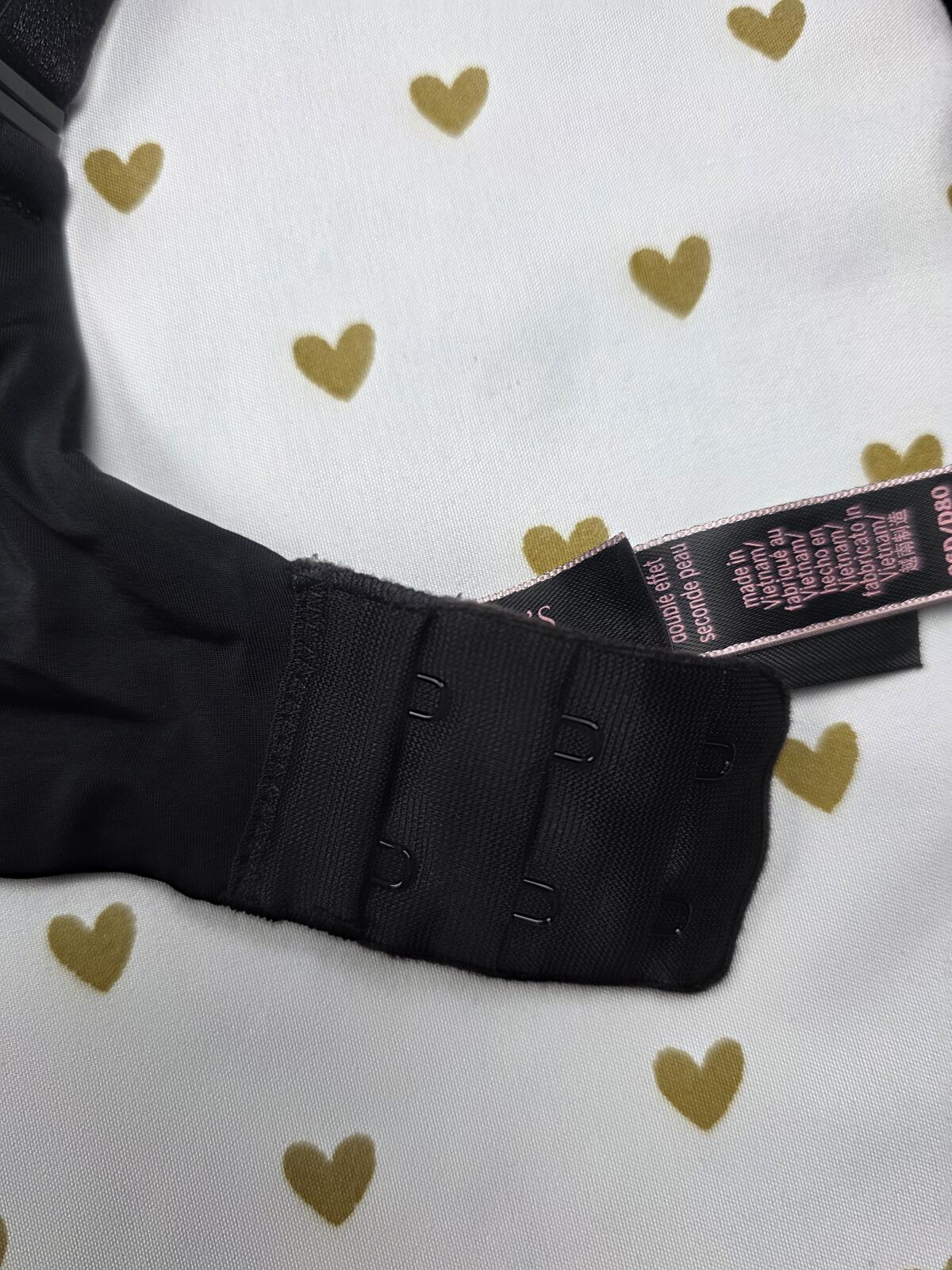 Victorias Secret Black Wireless NO WIRE T shirt lightly Lined Bra 36D