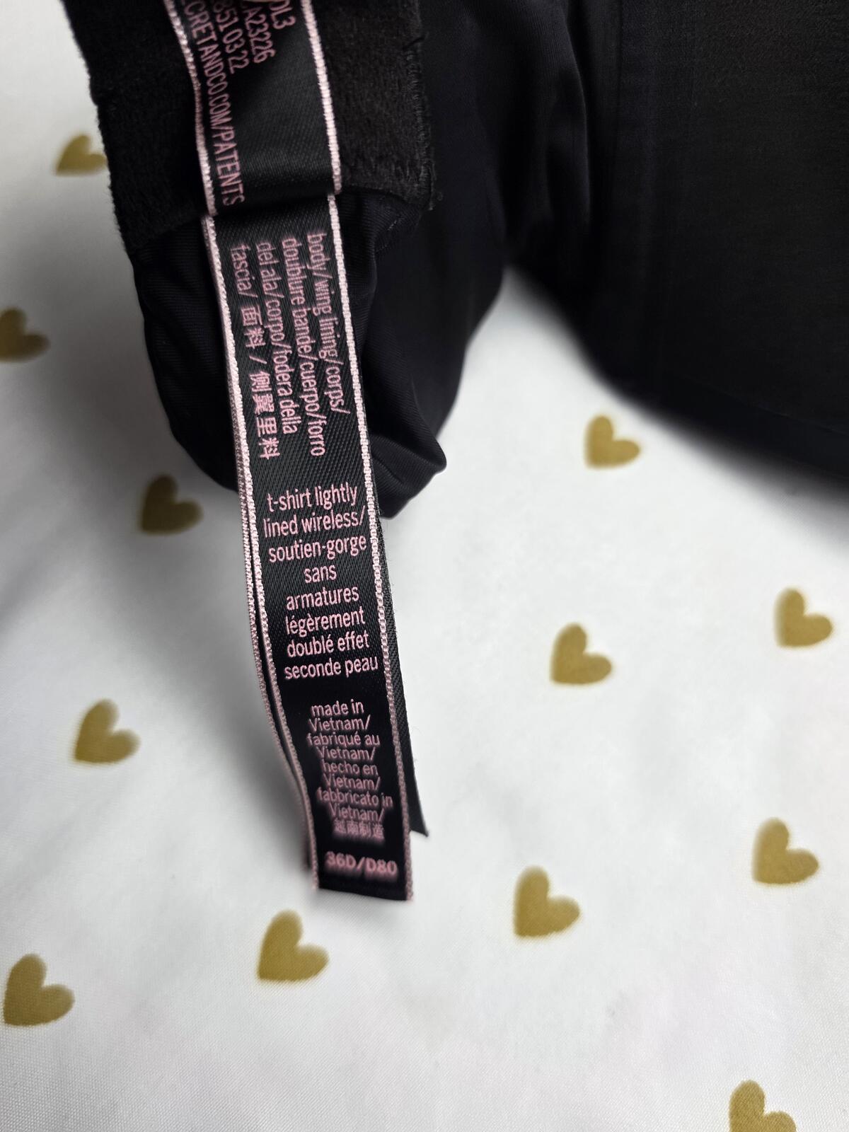 Victorias Secret Black Wireless NO WIRE T shirt lightly Lined Bra 36D