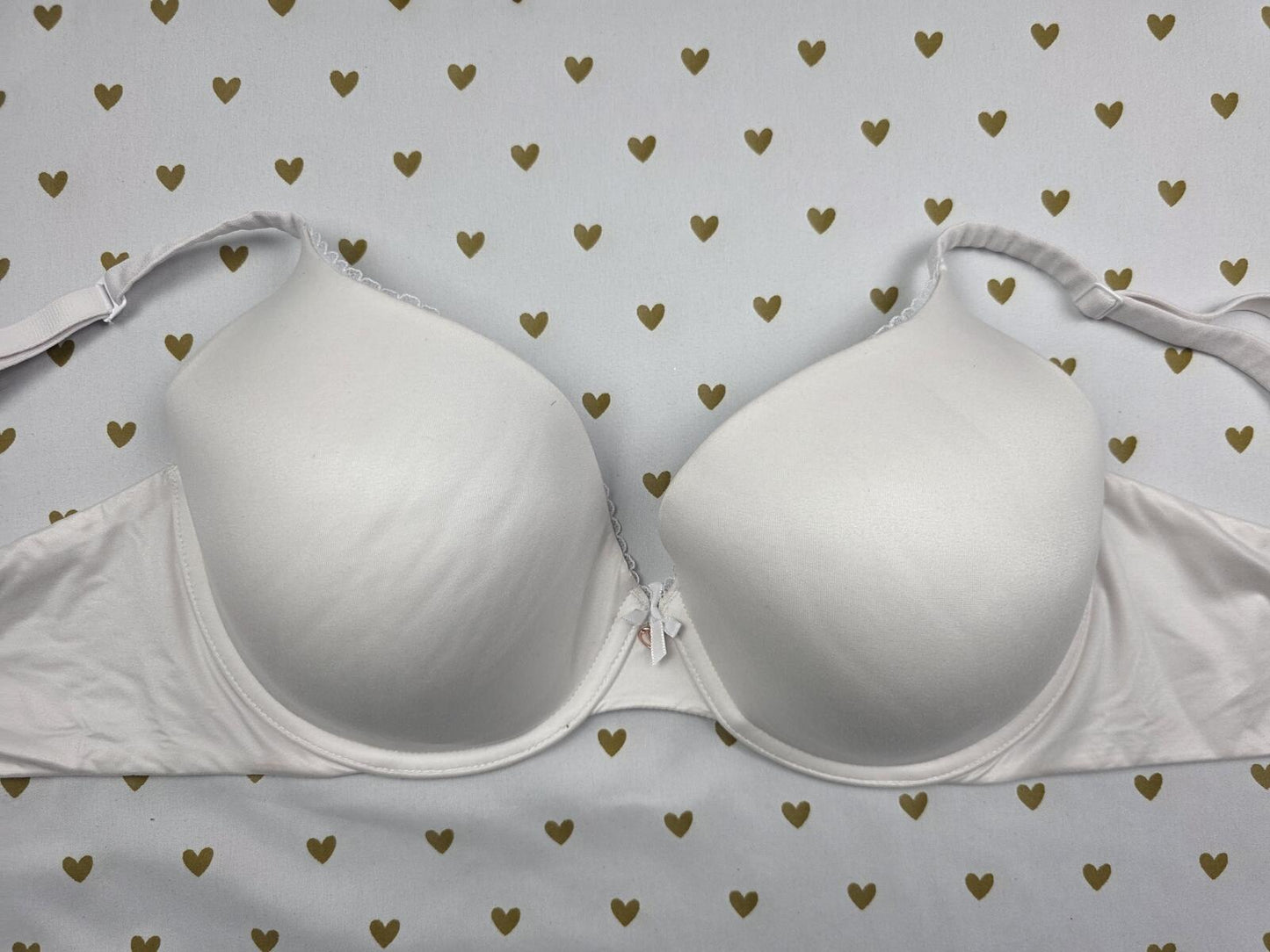 Victoria' Secret white Satin Body By Victoria Perfect Shape Bra 38C