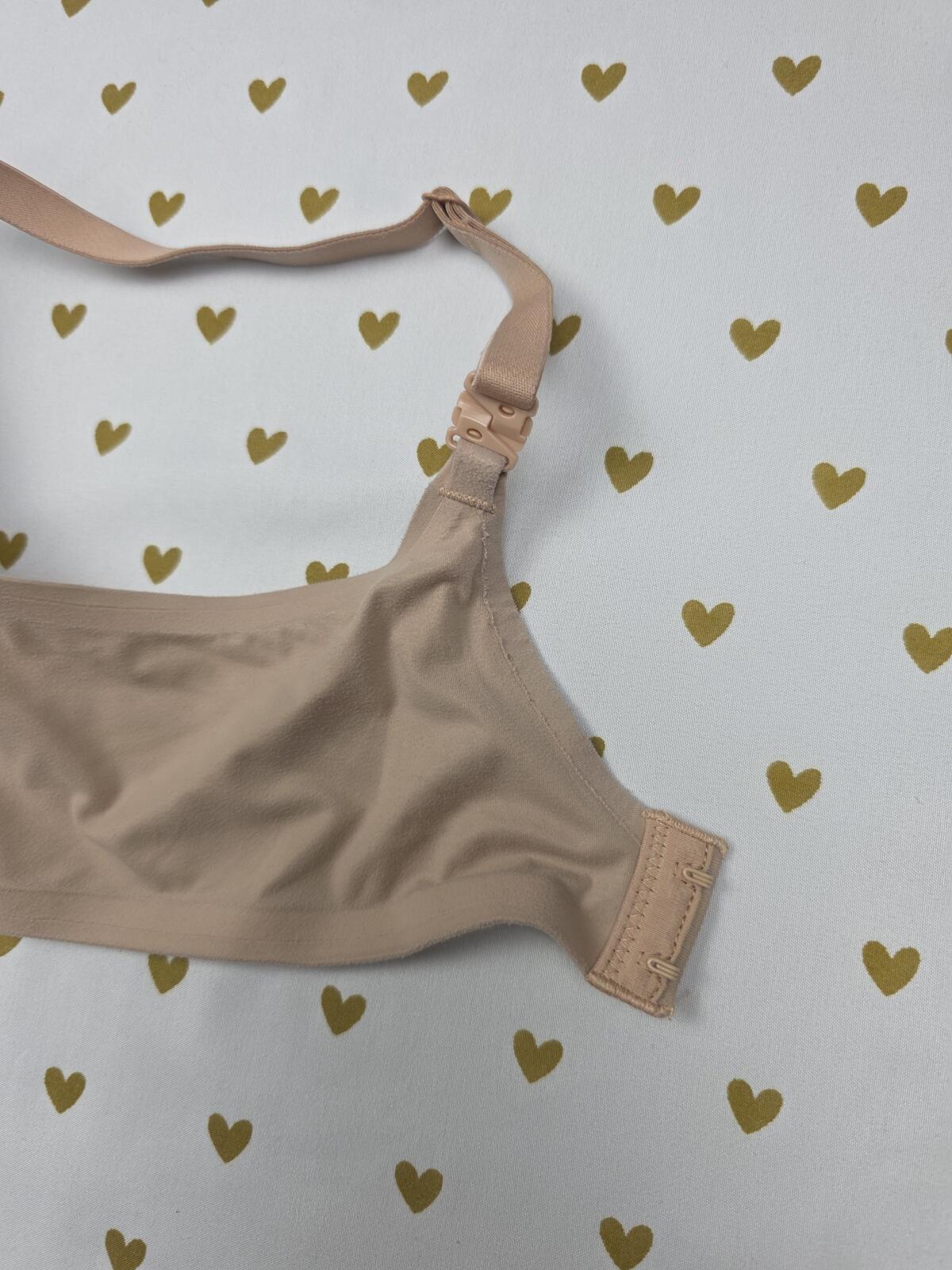 Victorias Secret  INCREDIBLE Beige Padded Wireless bra 38B No wire