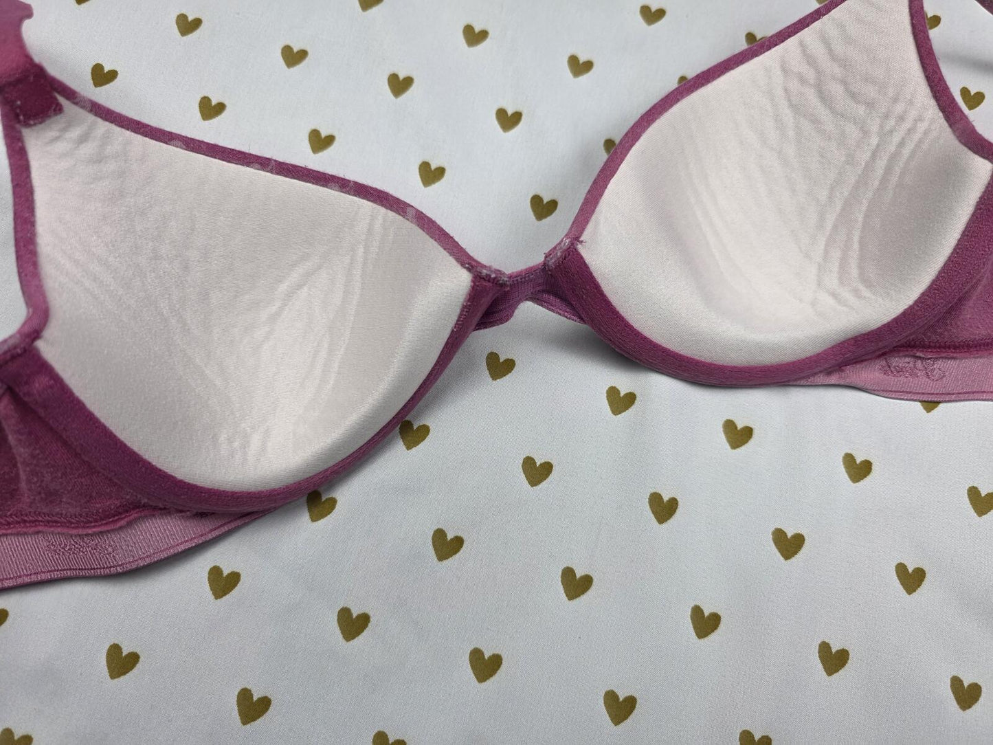 Victorias Secret PINK Cherries 32B Wear Everywhere T shirt bra