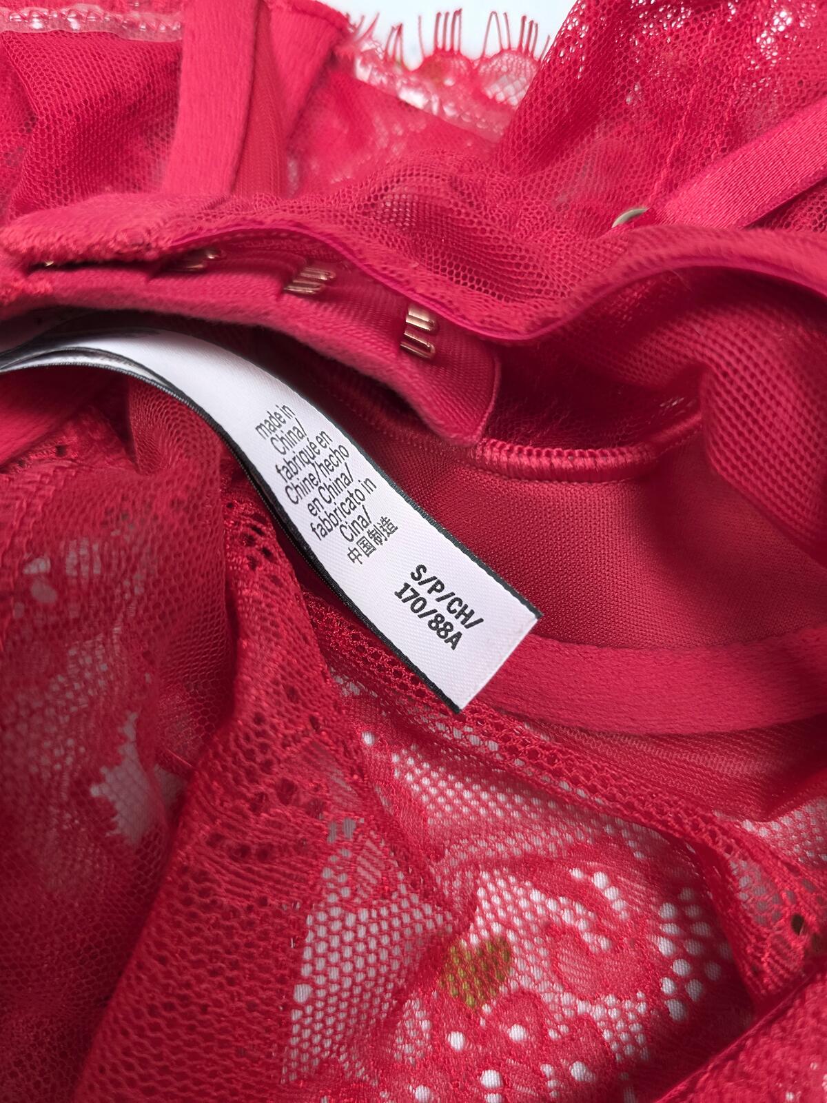 Victorias Secret Red Underwire Lace Teddy SMALL Lingerie Bodysuit