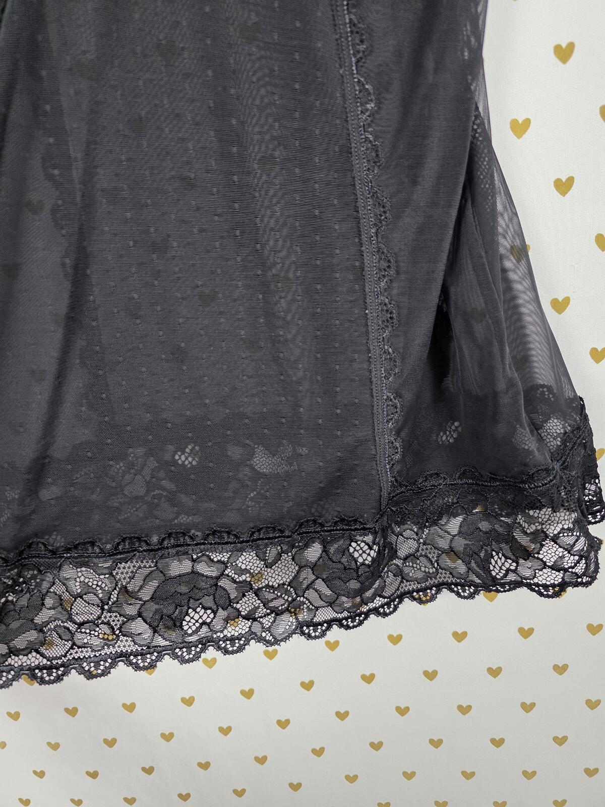 Victorias Secret very sexy Underwire 36C Push Up Lingerie Nightie convertible