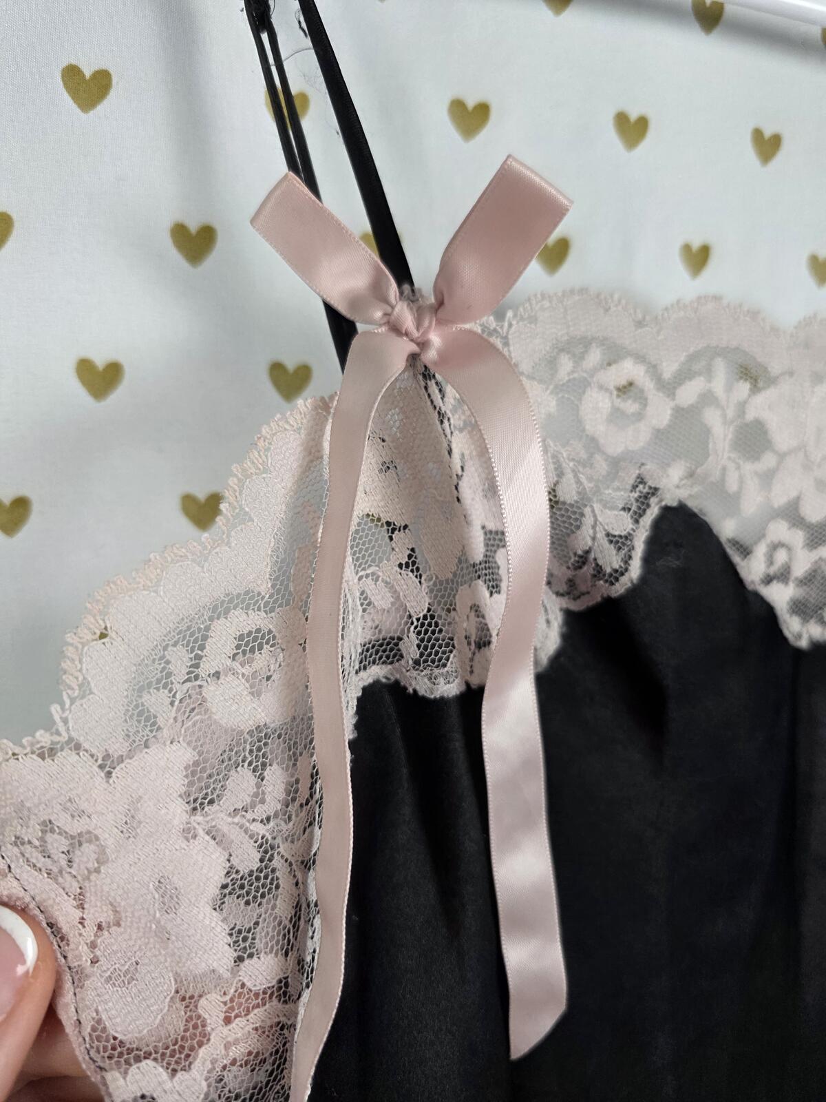 Victorias Secret Vintage ANGELS Xs Satin Slip Dress Lace accent Nightie Lingerie