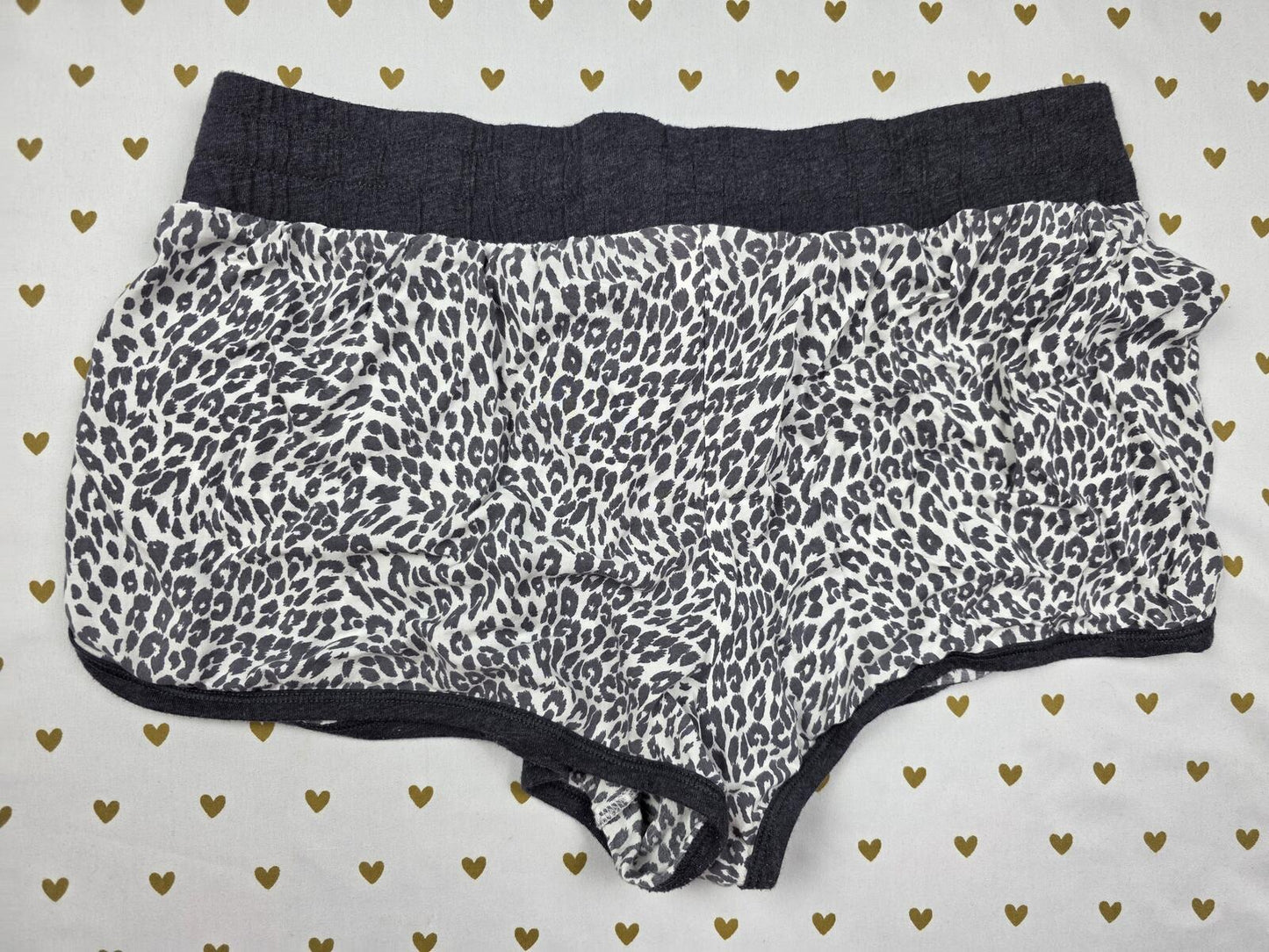 Victorias Secret Medium LEOPARD CHEETAH Soft Sleep Shorts Boxers Pajama Bottoms