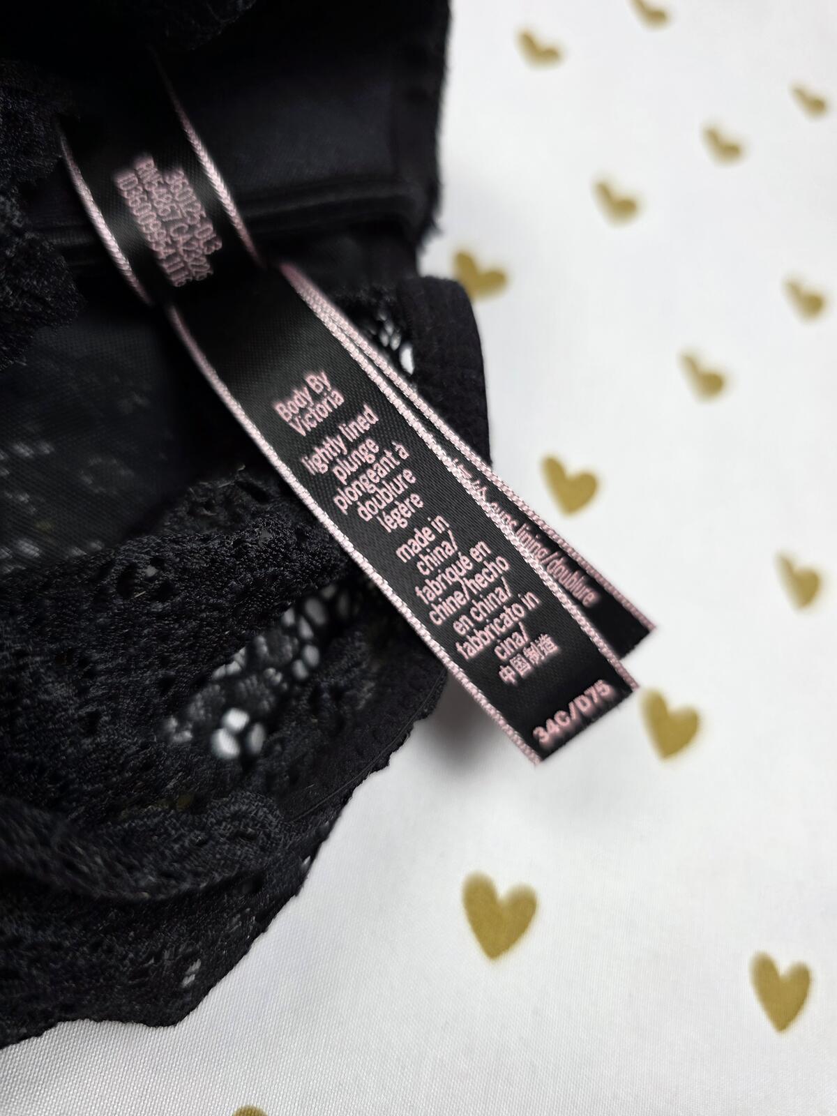 Victoria's Secret Body By Victoria Lightly Lined Plunge Bra 34C