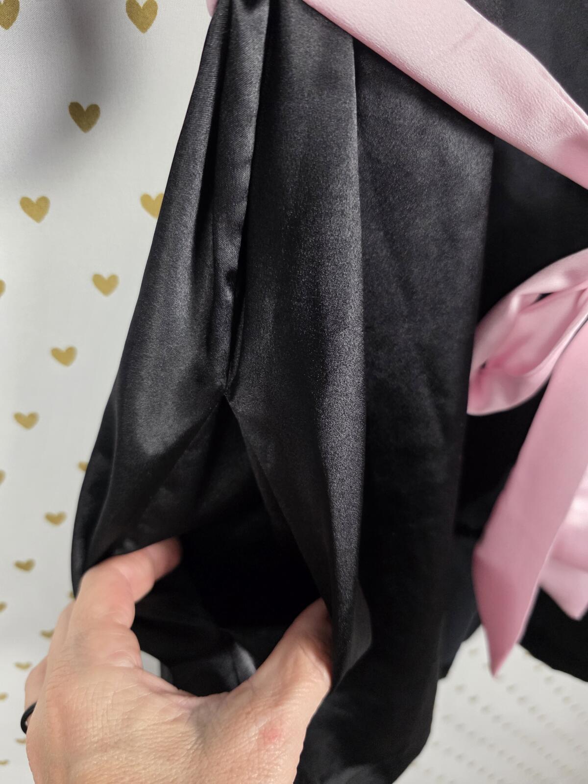 Victorias Secret Satin Silky Robe Small medium Black Pink
