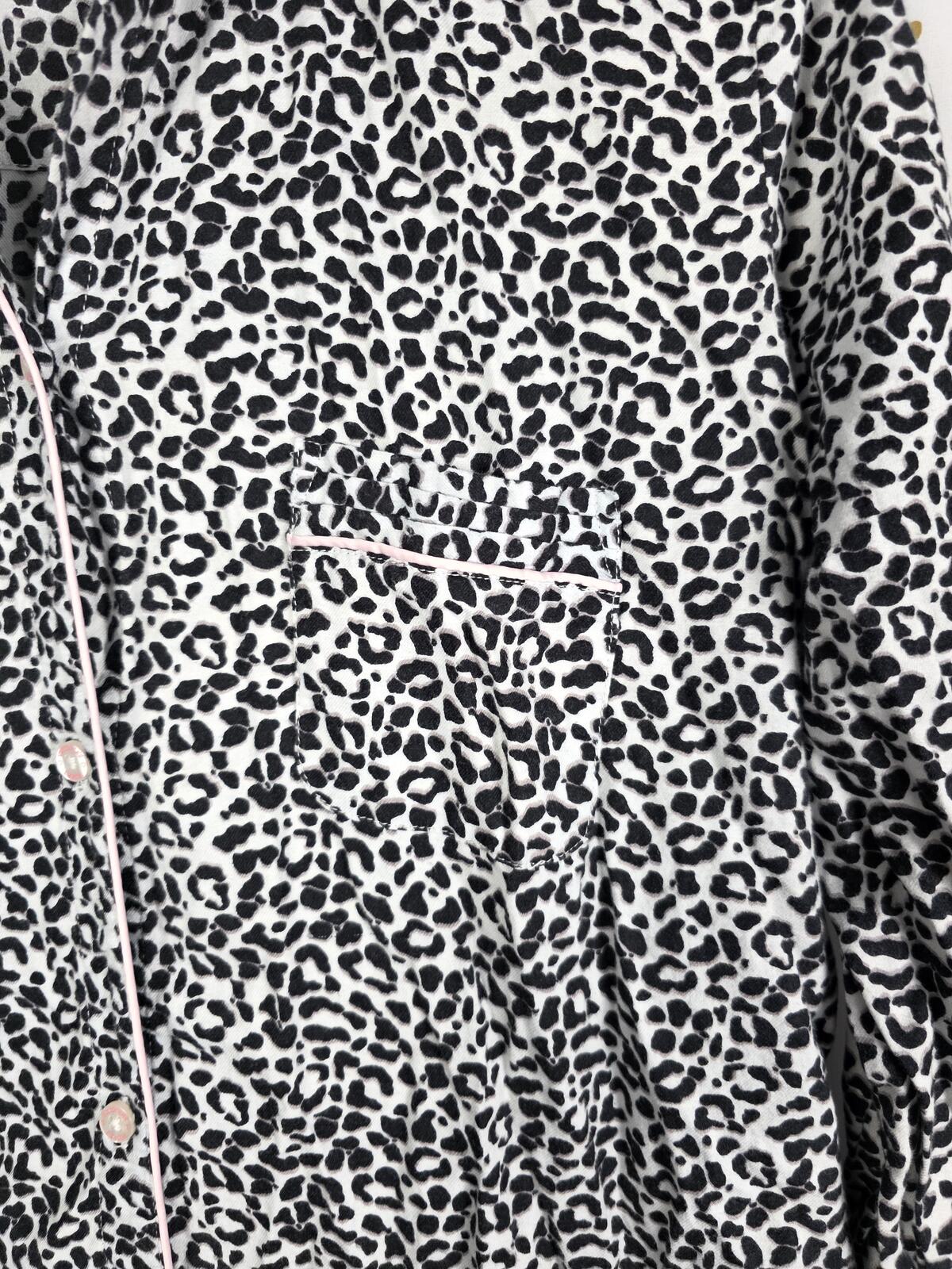 Victorias Secret Medium Cheetah Leopard Long sleep shirt nightgown Pajamas