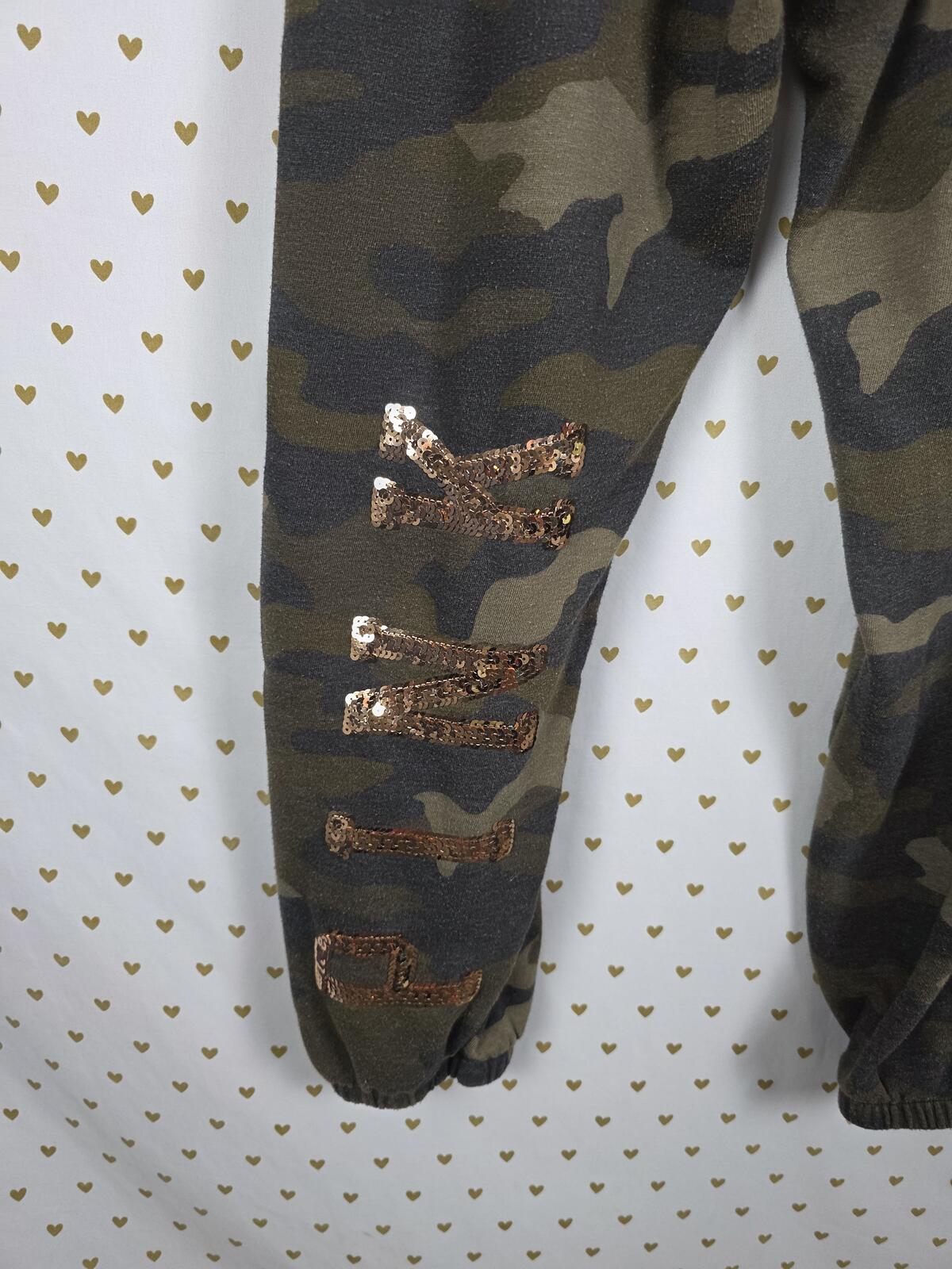 Victorias Secret PINK CAMO BLING Sequined Sweats Sweatpants Joggers SMALL