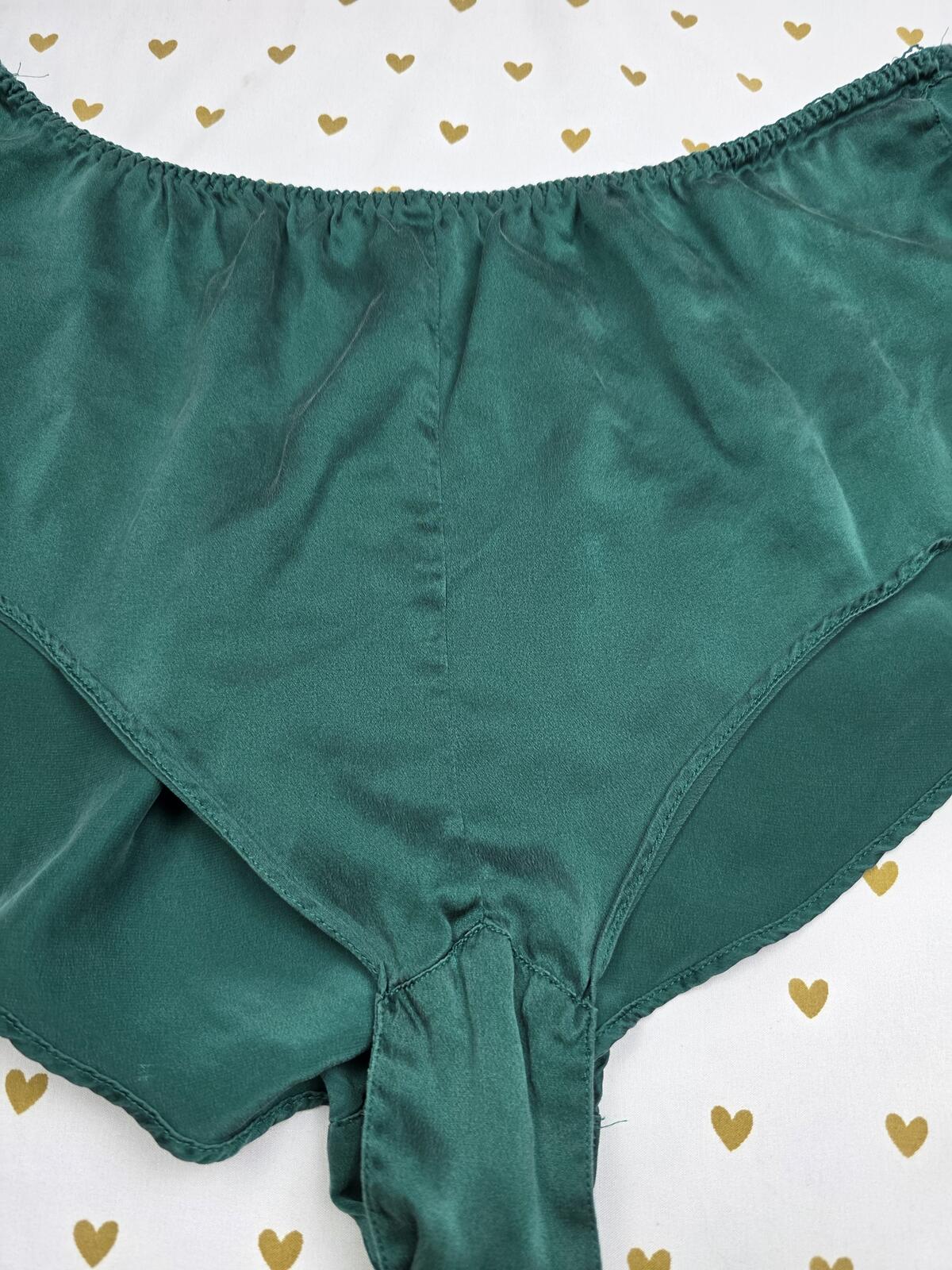 Victorias Secret VINTAGE SILK Dark Green Flowy Sleep Shorts Boxers Pajama Bottom