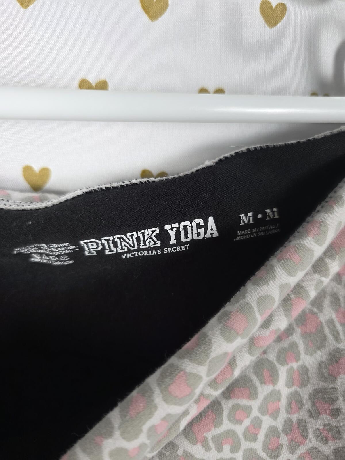 Victorias Secret PINK BLING CHEETAH LEOPARD Foldover Capri Yoga Pants Vintage M