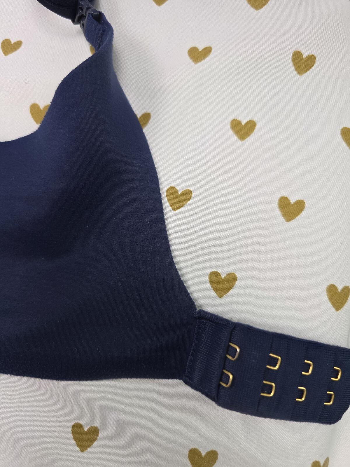 Victorias Secret 36B dark blue stretchy push up bra