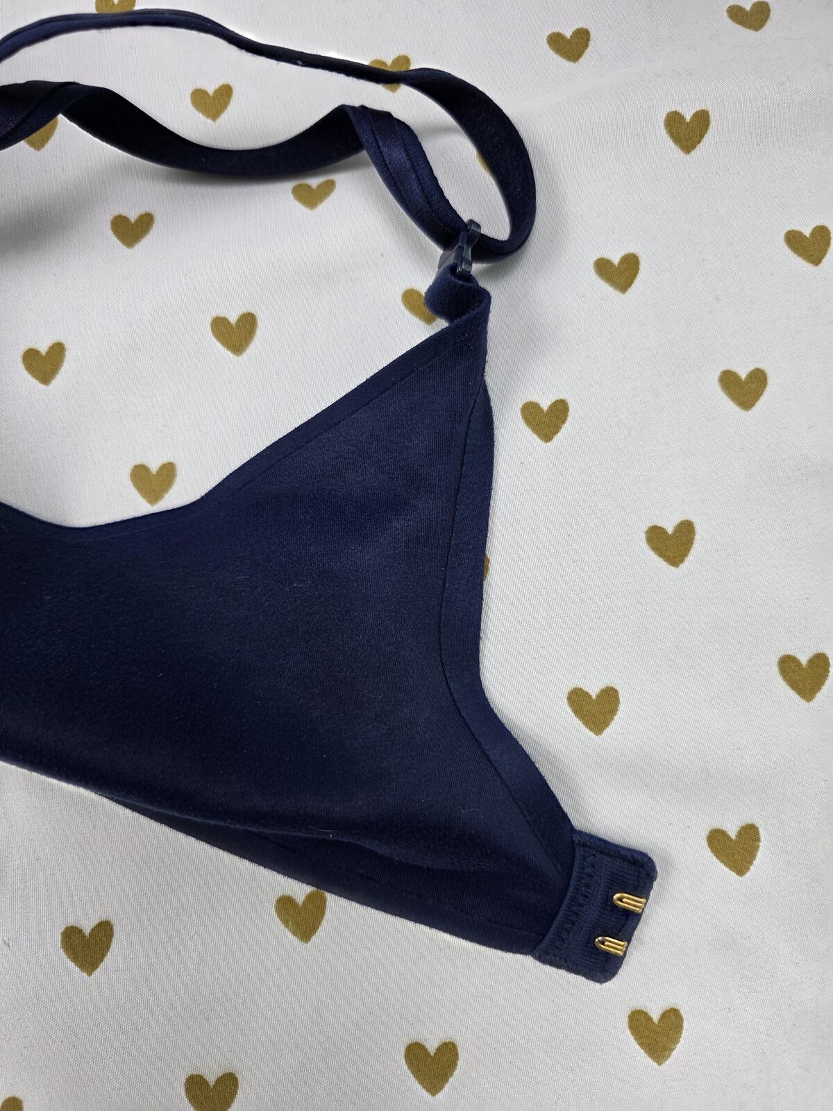Victorias Secret 36B dark blue stretchy push up bra