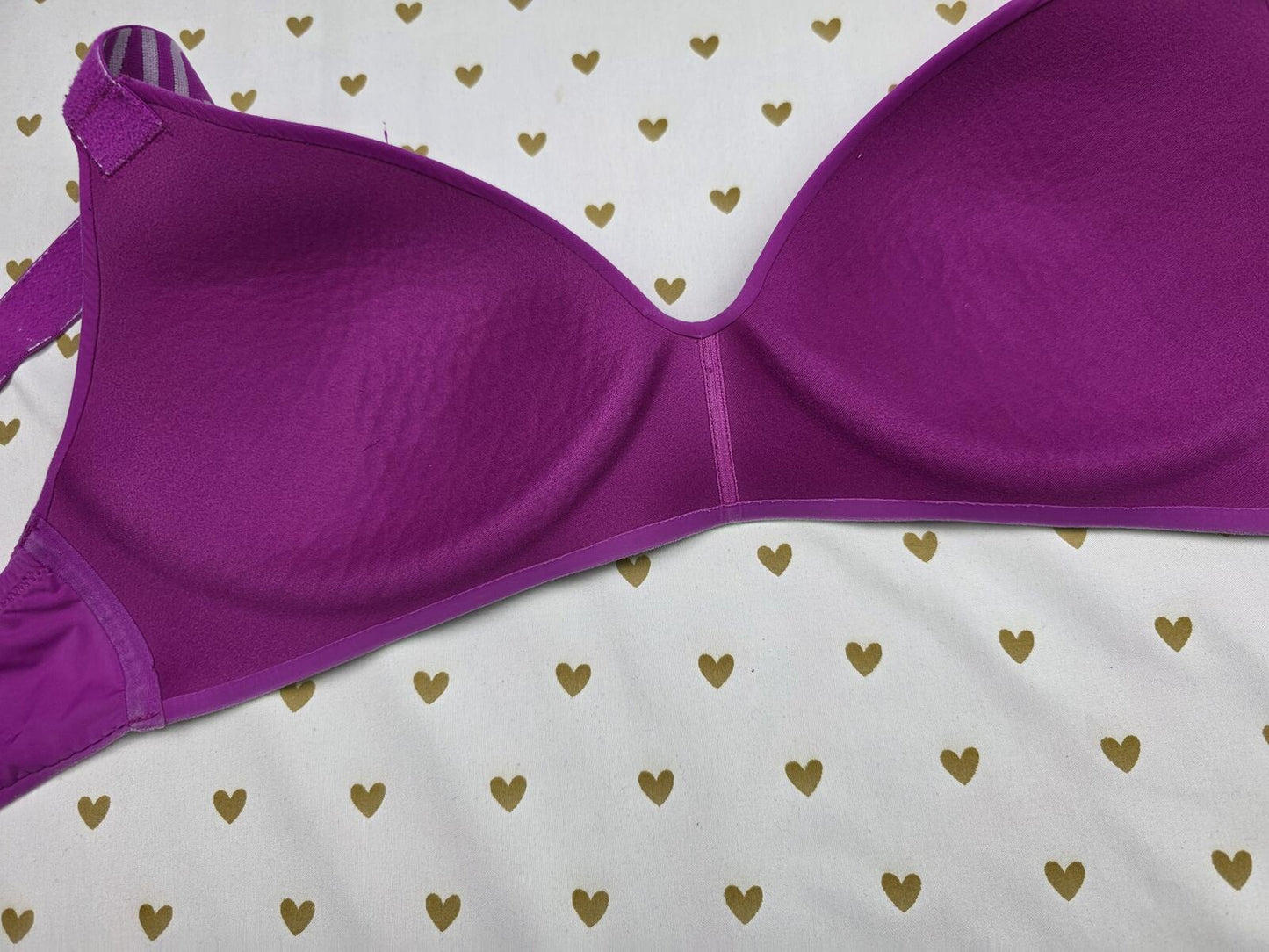 Victorias Secret Purple Logo strap wireless T shirt lightly lined bra 36C