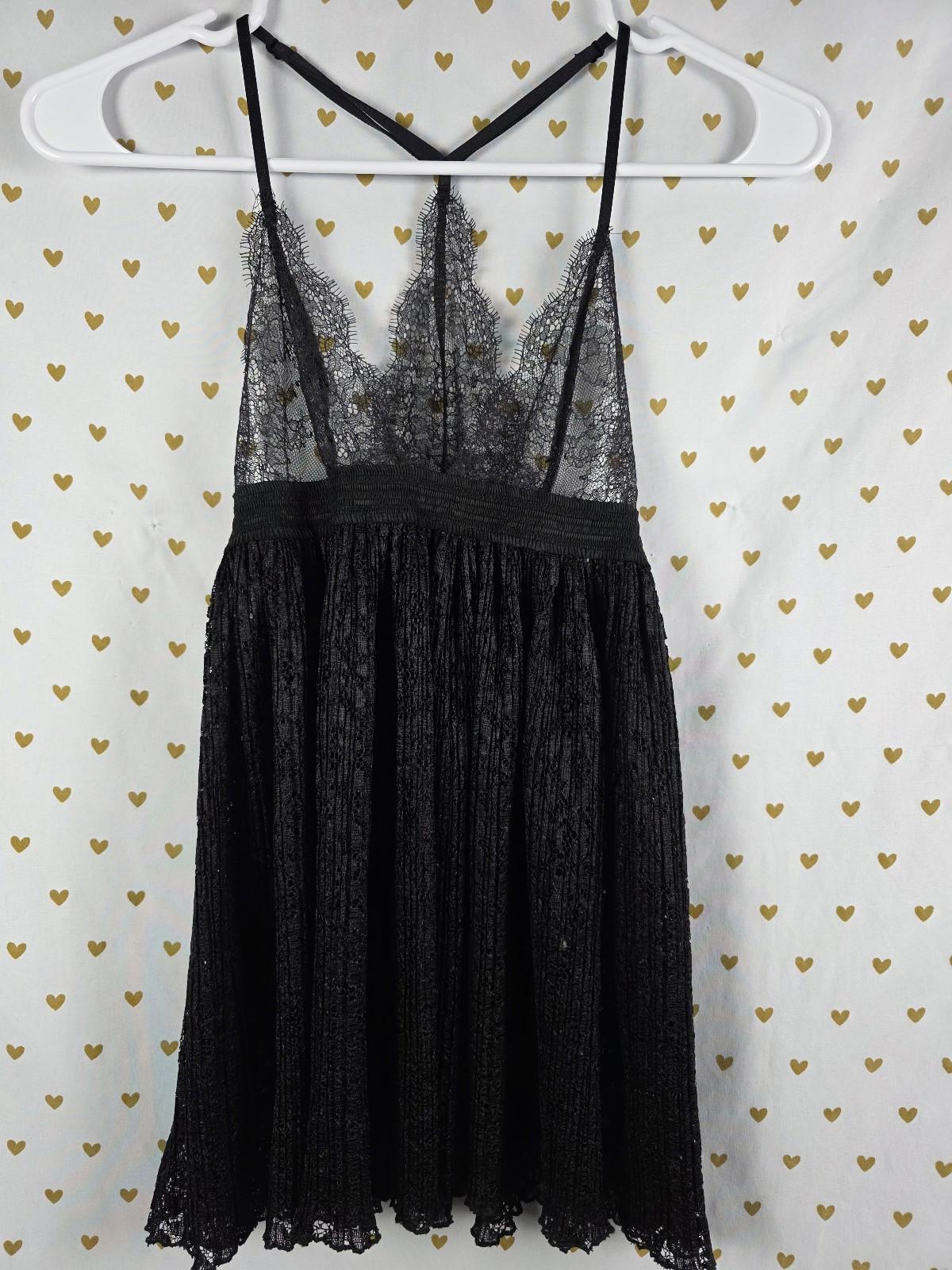 Victorias Secret sexy pleated black lace accent babydoll nightie lingerie xs